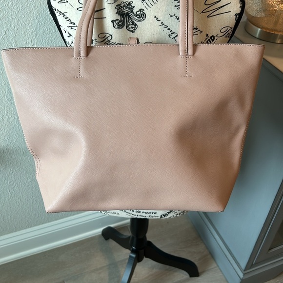 Vince Camuto Light Pink Lelia Tote - Picture 2 of 16